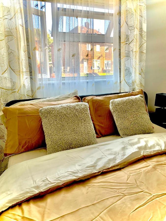 Double Room Bentilee Bucknall  المظهر الخارجي الصورة